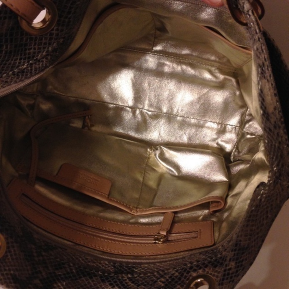 👛 MICHAEL KORS 👛 python snakeskin embossed tote - image 5